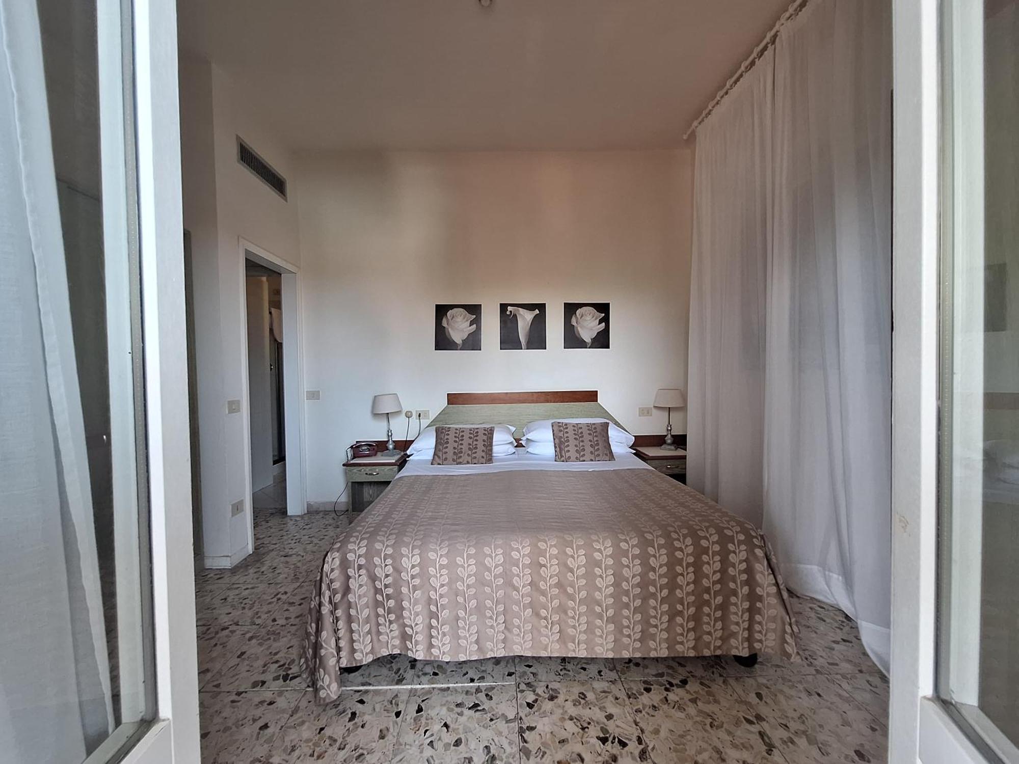 Hotel Villa Tiziana Marina di Pietrasanta Eksteriør bilde